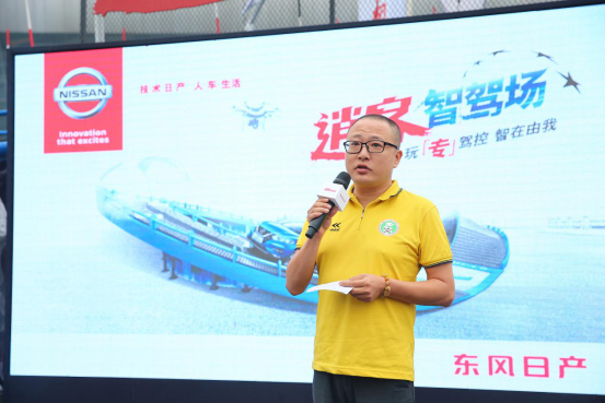 全新逍客2022款自动试驾视频,全新逍客上海车展