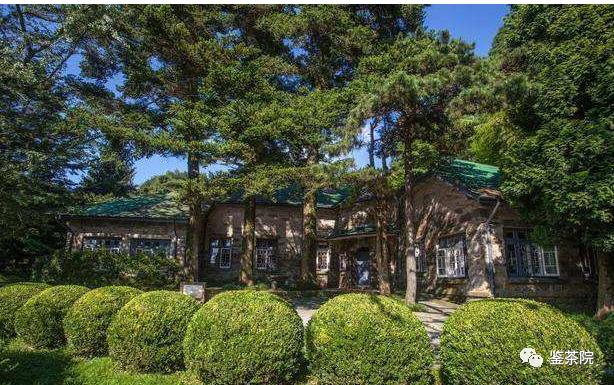 醒醒吧，贵妇圈根本不看包