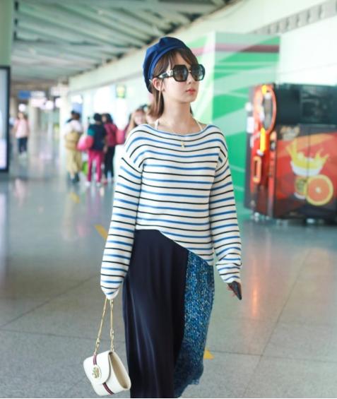 杨紫最新造型同款穿搭,杨紫最近的穿搭还真是进步神速