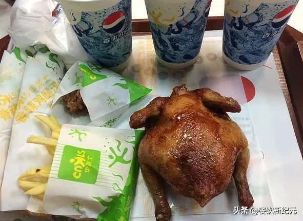 华莱士手扒鸡对比肯德基,华莱士肯德基麦当劳哪个汉堡好吃