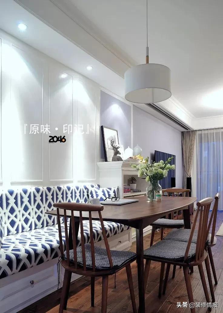 进门就是客餐厅一体卡座设计,餐厅全卡座设计效果图