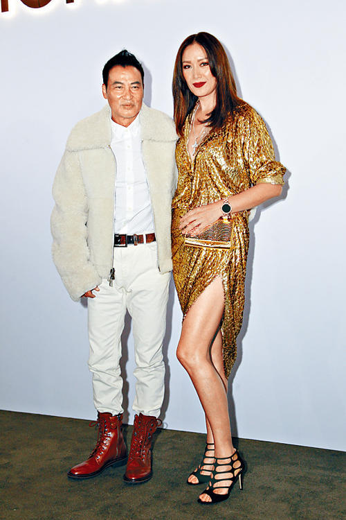 琦琦穿衬衫,52岁琦琦穿衣打扮