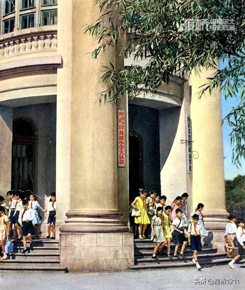 图说·哈尔滨丨哈尔滨日本小学校，始建于1910年，今哈市兆麟小学