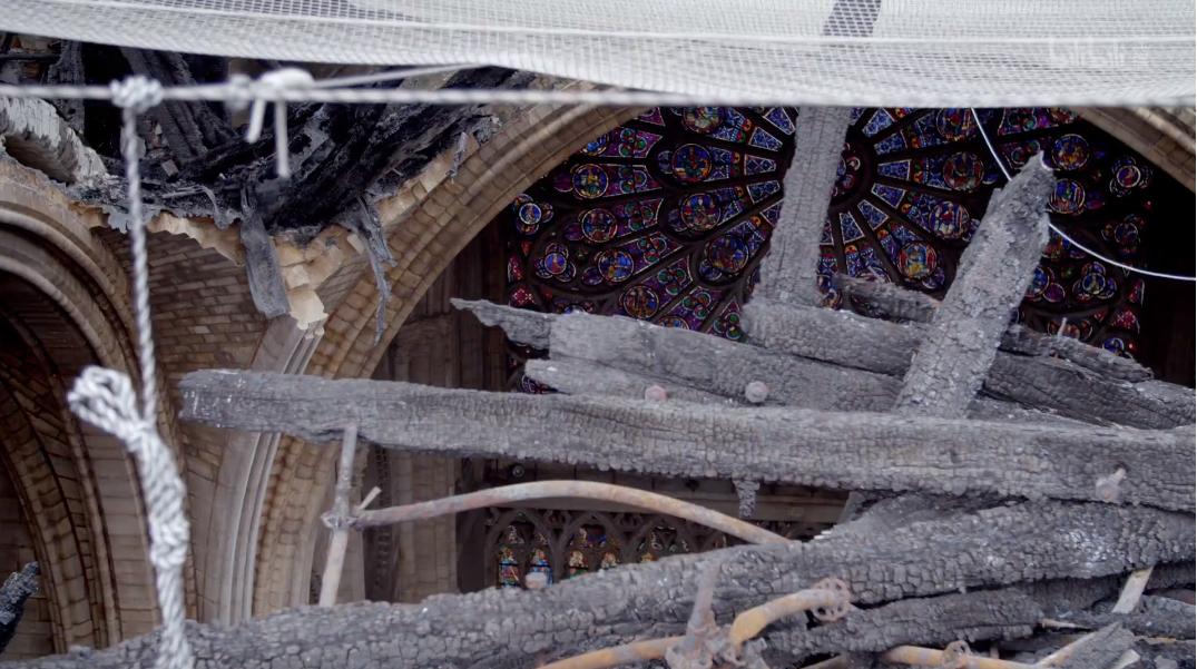 被大火烧毁的法国建筑,法国地标建筑着火