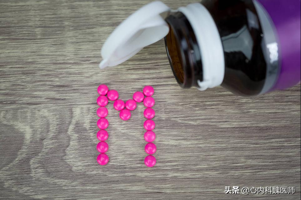高血压为什么吃叶酸和维生素b1,h型高血压补充叶酸每天服用多少mg