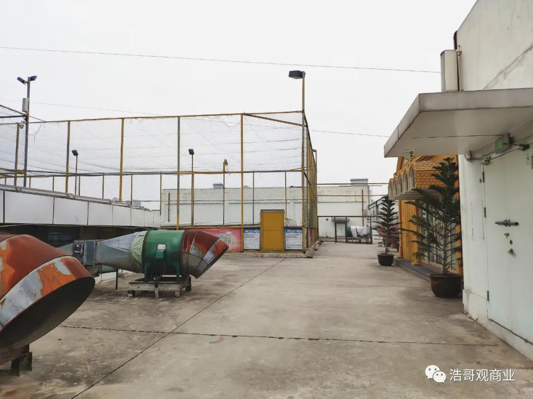 武汉屋顶足球,武汉天然草皮足球场