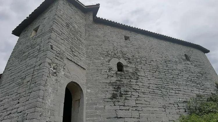 黔南第一山在什么地方,黔南第一山在哪里