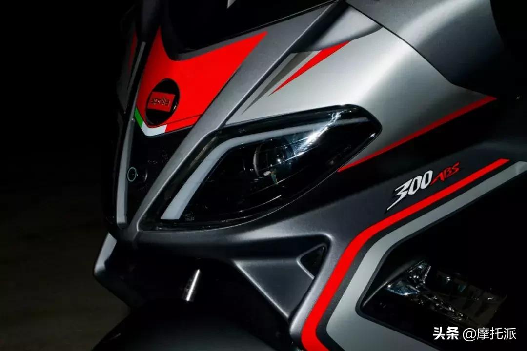 这是一辆让人爱恨交加的大踏板，阿普利亚SRMAX300综合测评-上