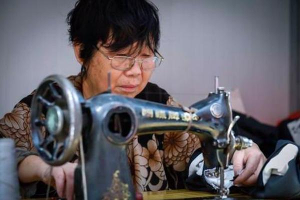 三十六行的具体职业,农村裁缝吃香吗