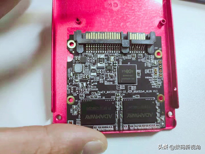 威钰？什么鬼牌子？我在线下淘的SATASSD，用起来还不错