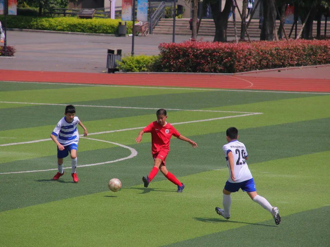 重庆首个青少年足球联赛,从娃娃抓起从小培养