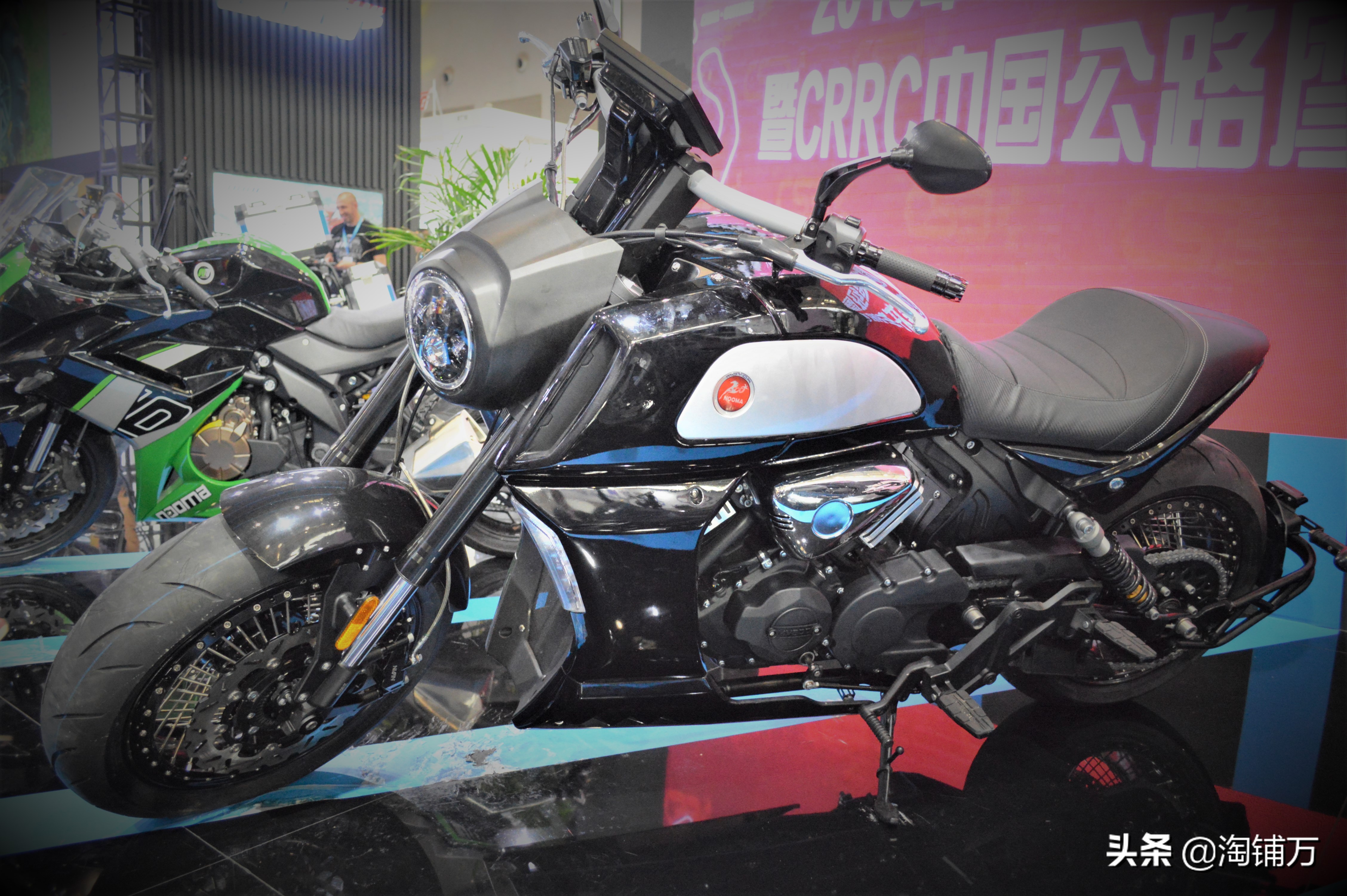 国产“大魔鬼”？诺马摩博会展台惊现大排量V缸巡航