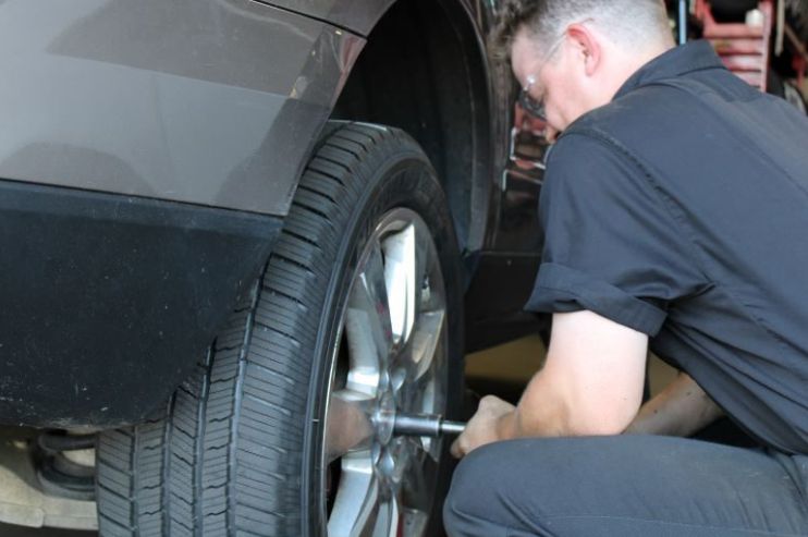 轮胎店行业发展趋势,适合轮胎店的经营项目