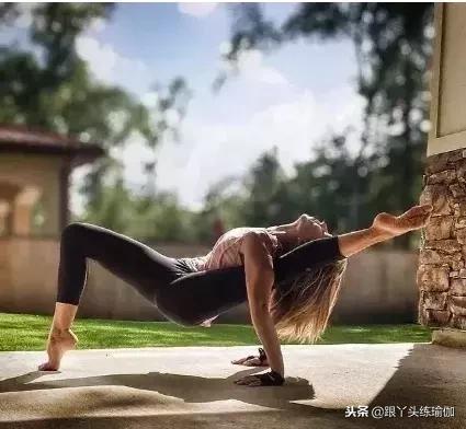 瑜伽多久练一次比较合适,练习瑜伽三个月了咋还看不到效果