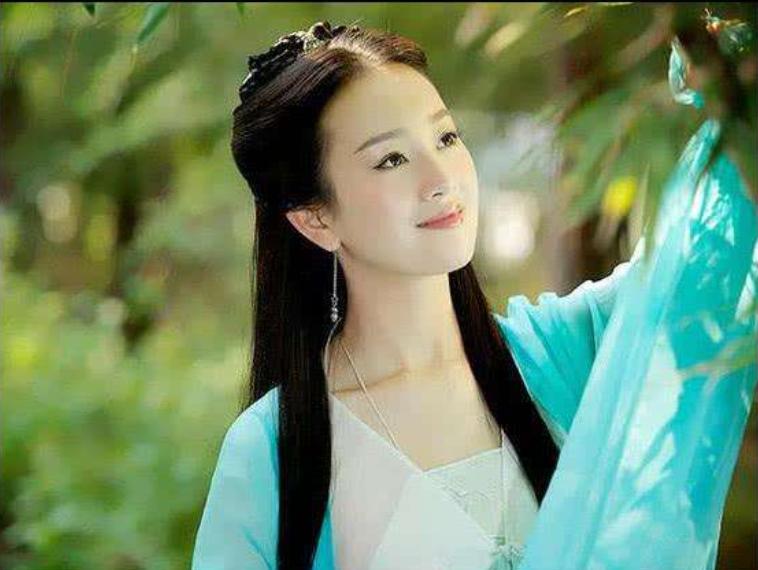 张檬节目中勇敢自曝整容黑历史,张檬整容失败的故事