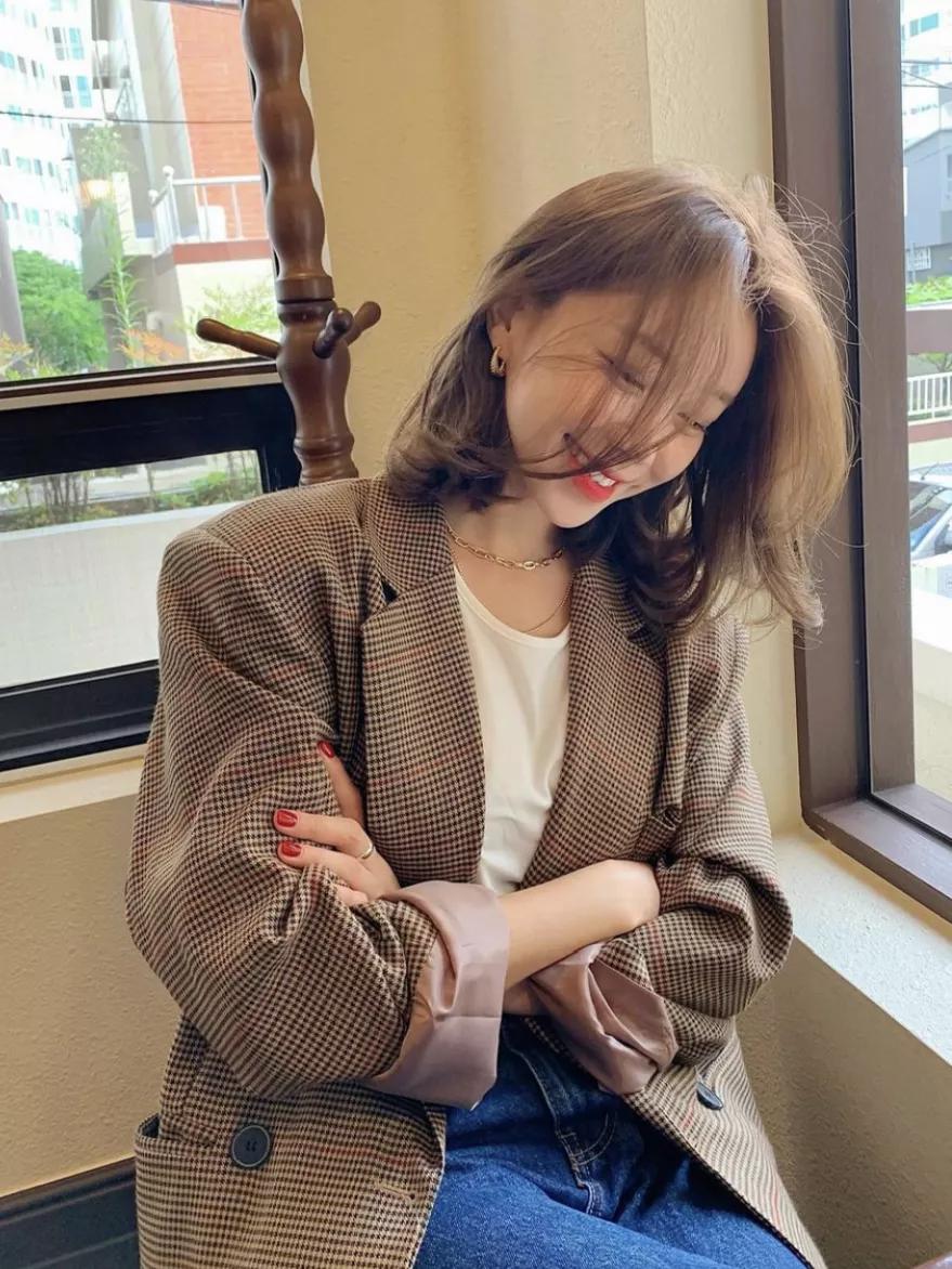 春季西装外套怎么穿出时髦感,西装外套最帅气的搭法春天必穿