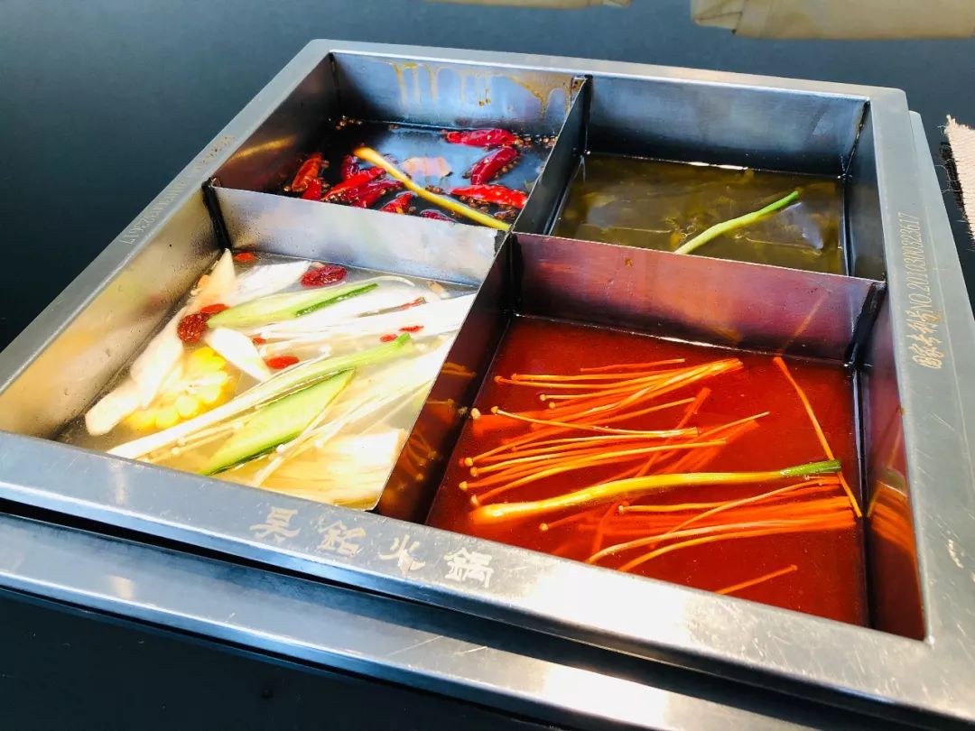 誉满川蜀！69元抢原价224元【吴铭火锅】2-4人精致套餐！