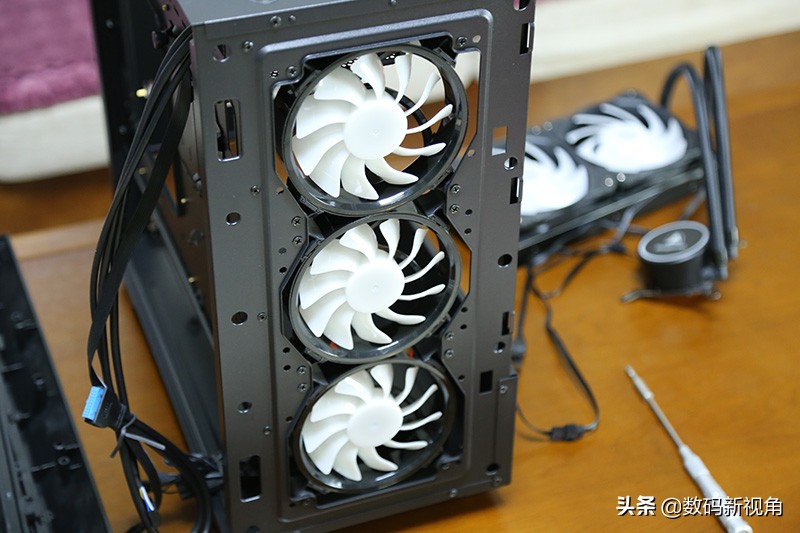 为什么很少atx3.0的机箱,atx3.0再进化藏在机箱里的diy美学