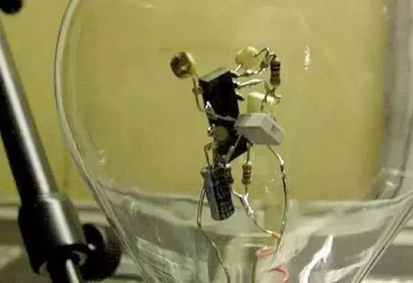 初学者怎么看懂电路板走向,初学电工认识一下电路板