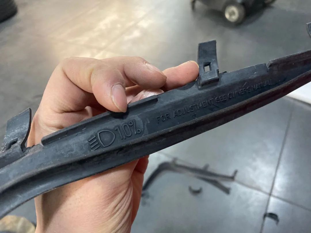 怪兽修车老途观,怪兽修车翻新艾力绅