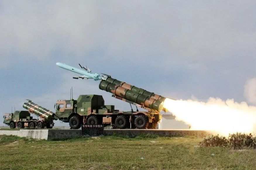 美舰侵闯西沙领海解放军,中国反舰导弹打美国舰船的纪录