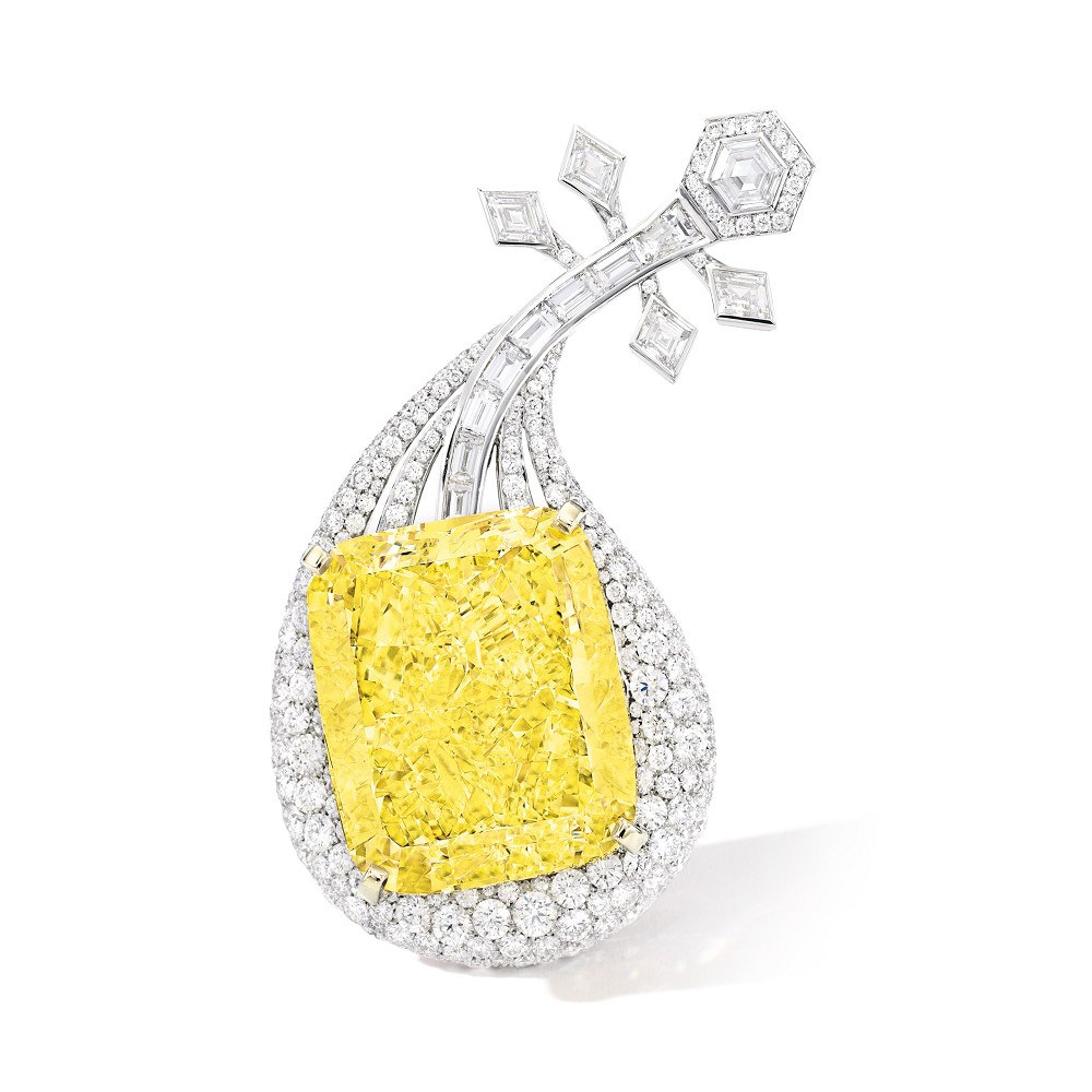 Sotheby’s香港珠宝秋拍，一颗10.64ct紫粉色钻石2000万美元成交