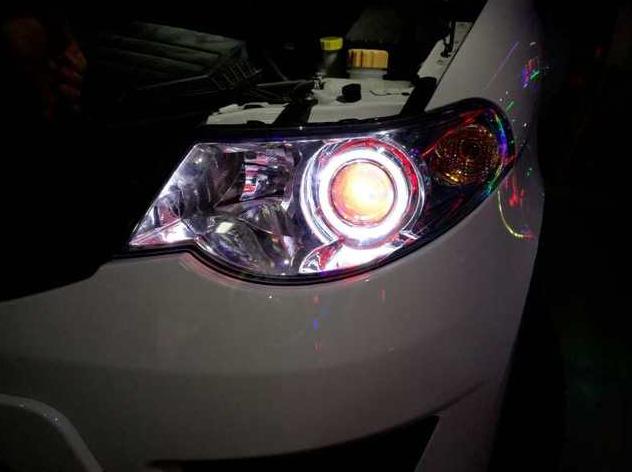 汽车卤素灯夜间实测,卤素灯晚上柏油马路看不见