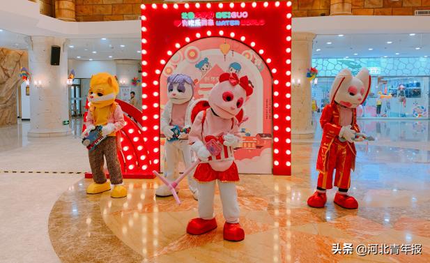 时装秀时尚街拍,时尚时装秀走秀视频