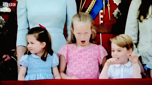 英国乔治小王子和女王,英国乔治小王子为什么不是继承人