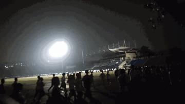 没健身的人去健身房,这届年轻人不配成功原视频