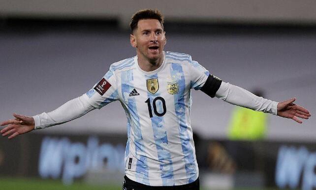 国足郑智和蒿俊闵谁厉害,国足蒿俊闵李铁