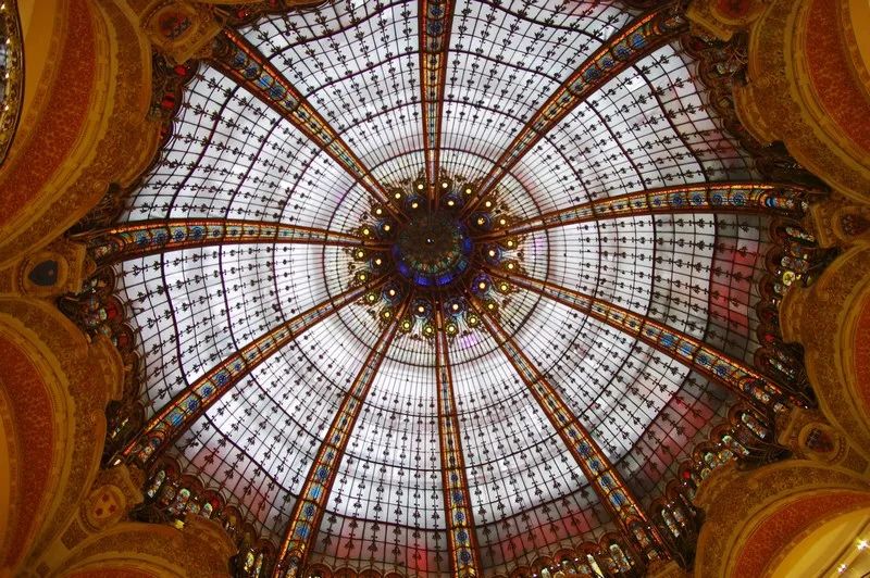 达芙妮的logo是什么,达芙妮标志logo