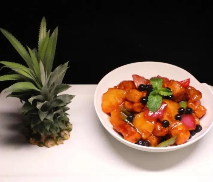 名扬海内外的经典粤菜咕噜肉！酸甜适口，是广东人最爱的下饭菜啦