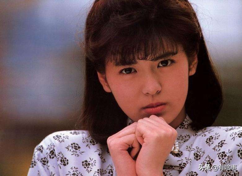 日本昭和时代十大女明星,日本十大女神级女星昭和