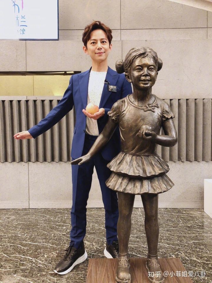 何炅和汪涵在湖南台的地位,怎样评价湖南台主持人何炅汪涵