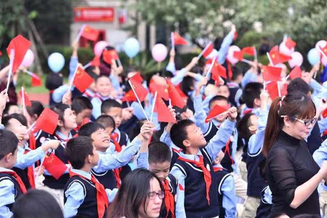 成都交响乐附属小学教学质量,成都交响乐团附属小学