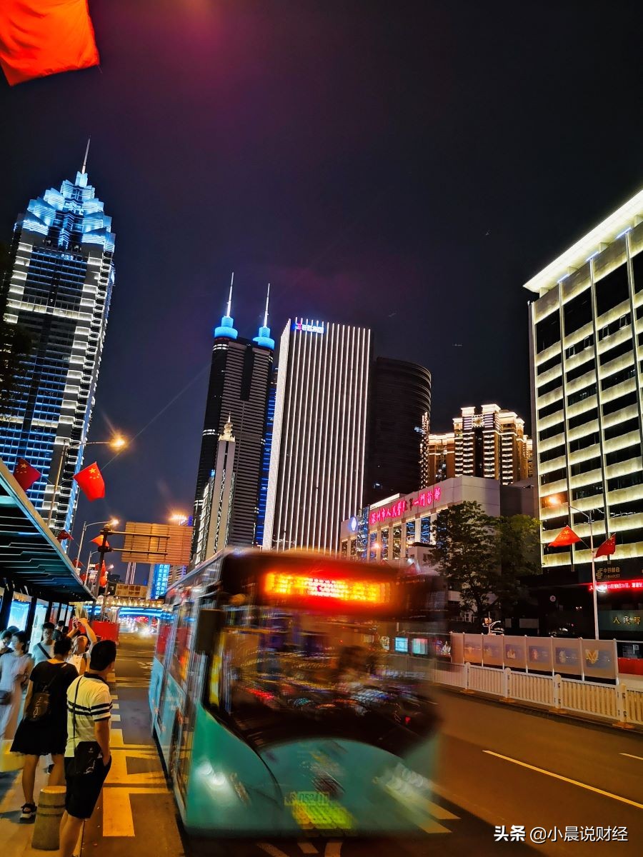 买卖房产过户流程详解书,收藏新手买房需避开的四大误区