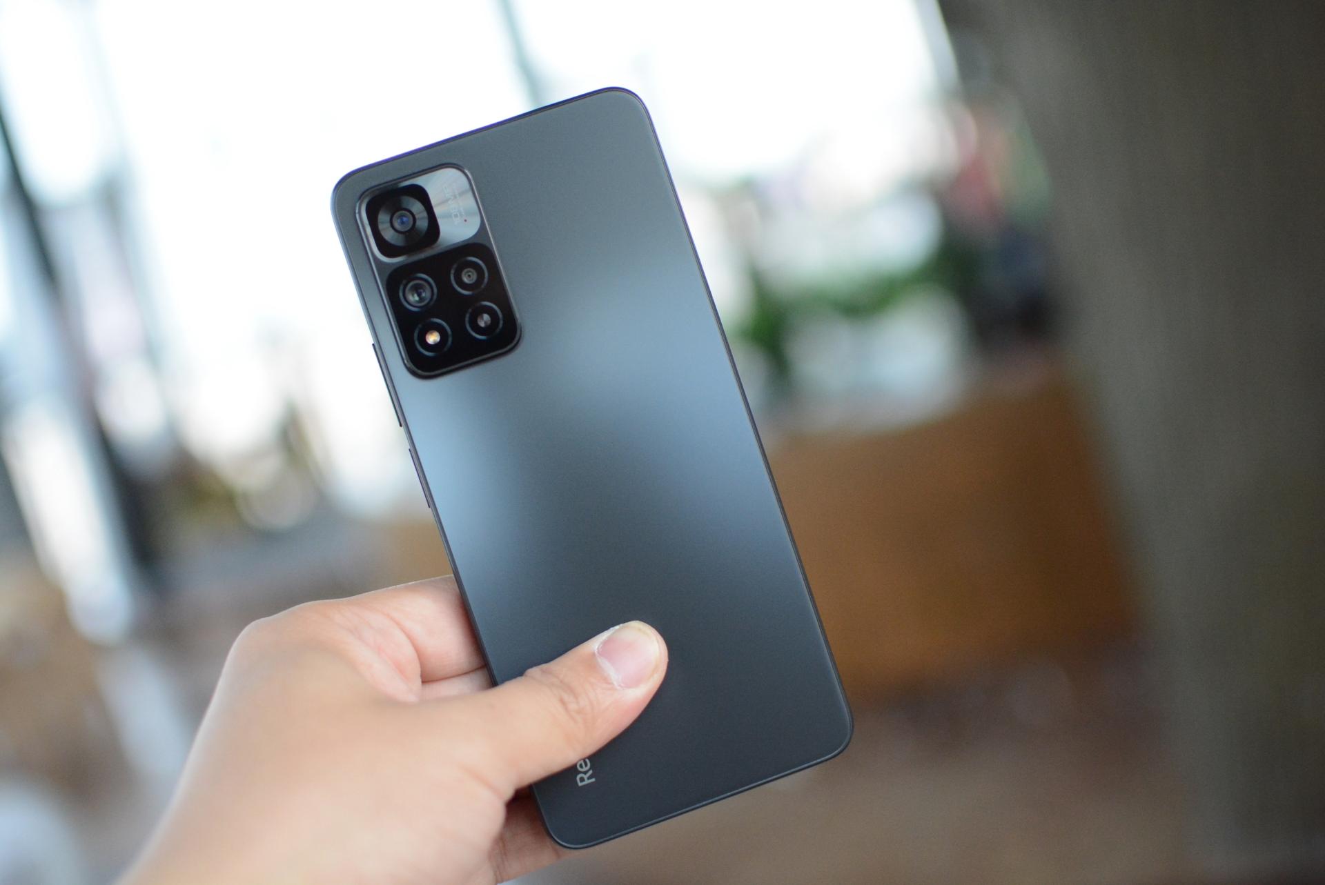 苹果华为小米建议买哪款手机,2021苹果华为小米哪个手机最好用