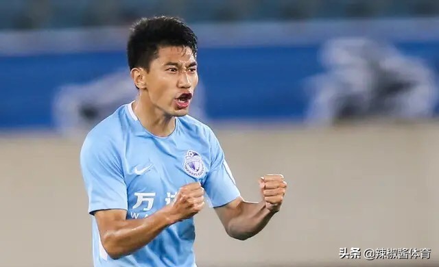 老将也有春天，大连人35岁“追风少年”再战一年，贝帅别“绝情”