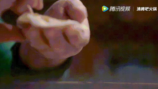 明星投毒吓人事件,深夜放毒招人恨的视频