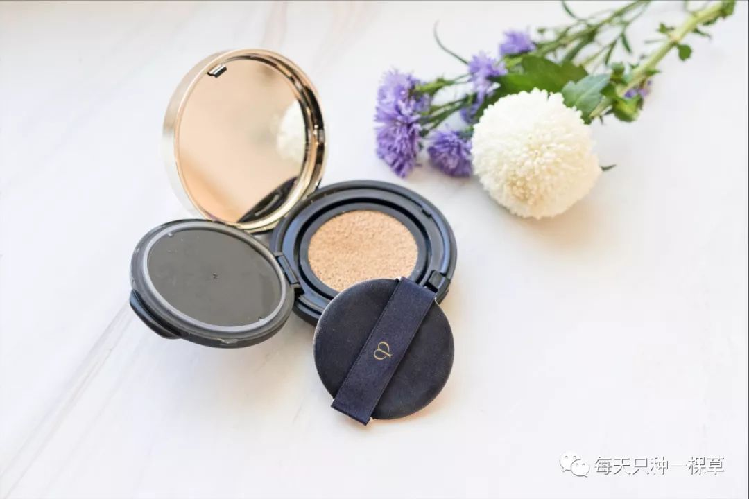 买了这么多的东西都是为了什么,买了这么多口红哪一支是你的真爱