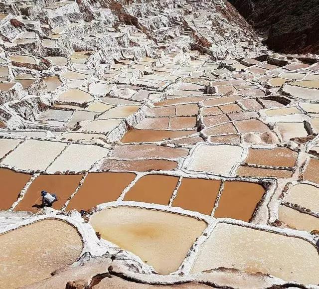 长相像外国人的汉族人,长相酷似中国人的印第安人