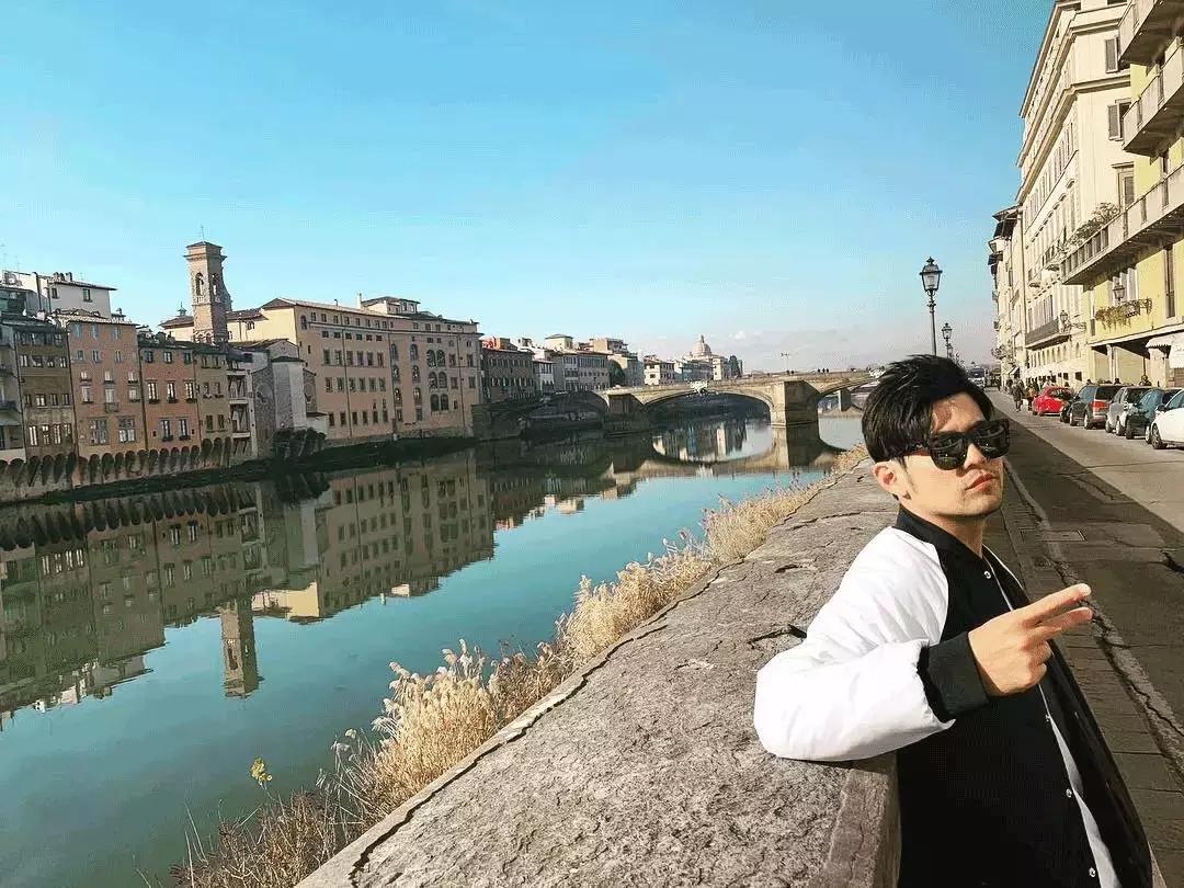 What|王俊凯和小罗伯特·唐尼是一个幼稚园毕业的??