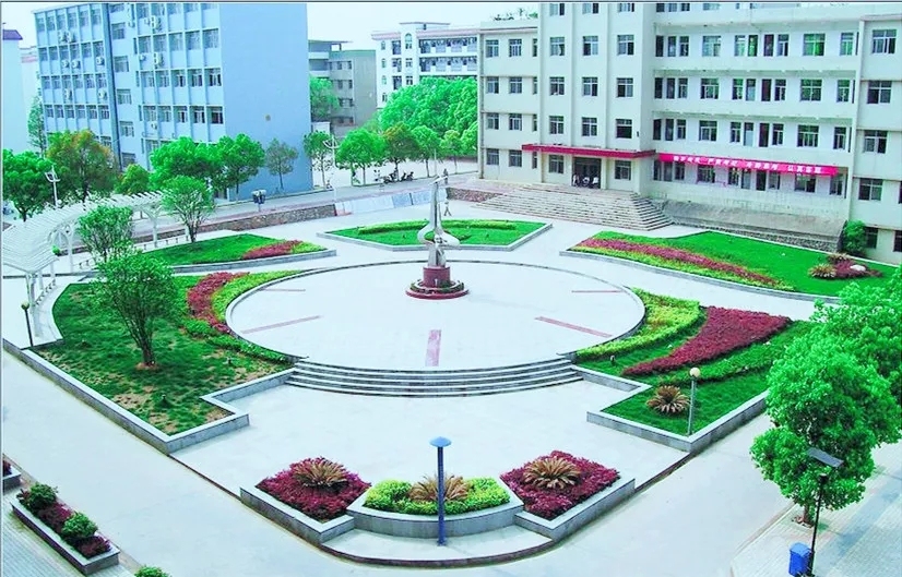 滴滴滴~快上车，开往“咸职”号的列车马上就要出发了