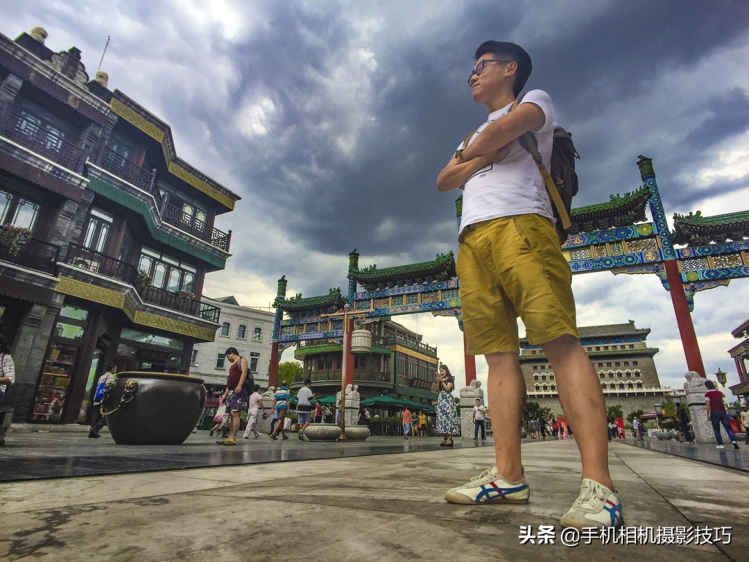 手机上面的长焦镜头是定焦吗,手机外挂长焦镜头真的有效果吗