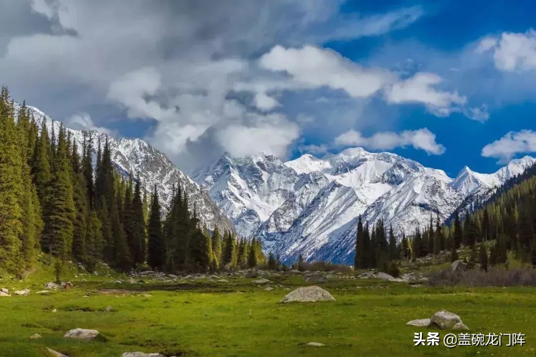 *疆新**往西，这片神奇的处女地，去一次相当环游大半个世界！