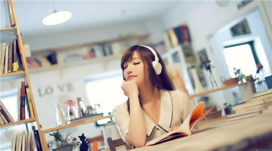 第一财经广播在哪里听,第一财经广播回放