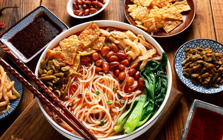 柳州螺蛳粉为什么好臭,柳州螺蛳粉臭为什么还有人吃