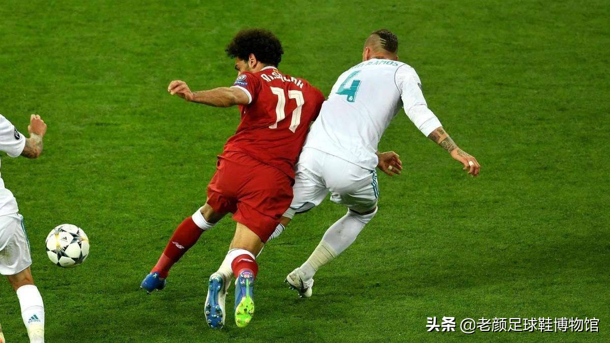 武磊肩伤面对两难选择，学萨拉赫竹篮打水，还是凯撒大帝名垂青史