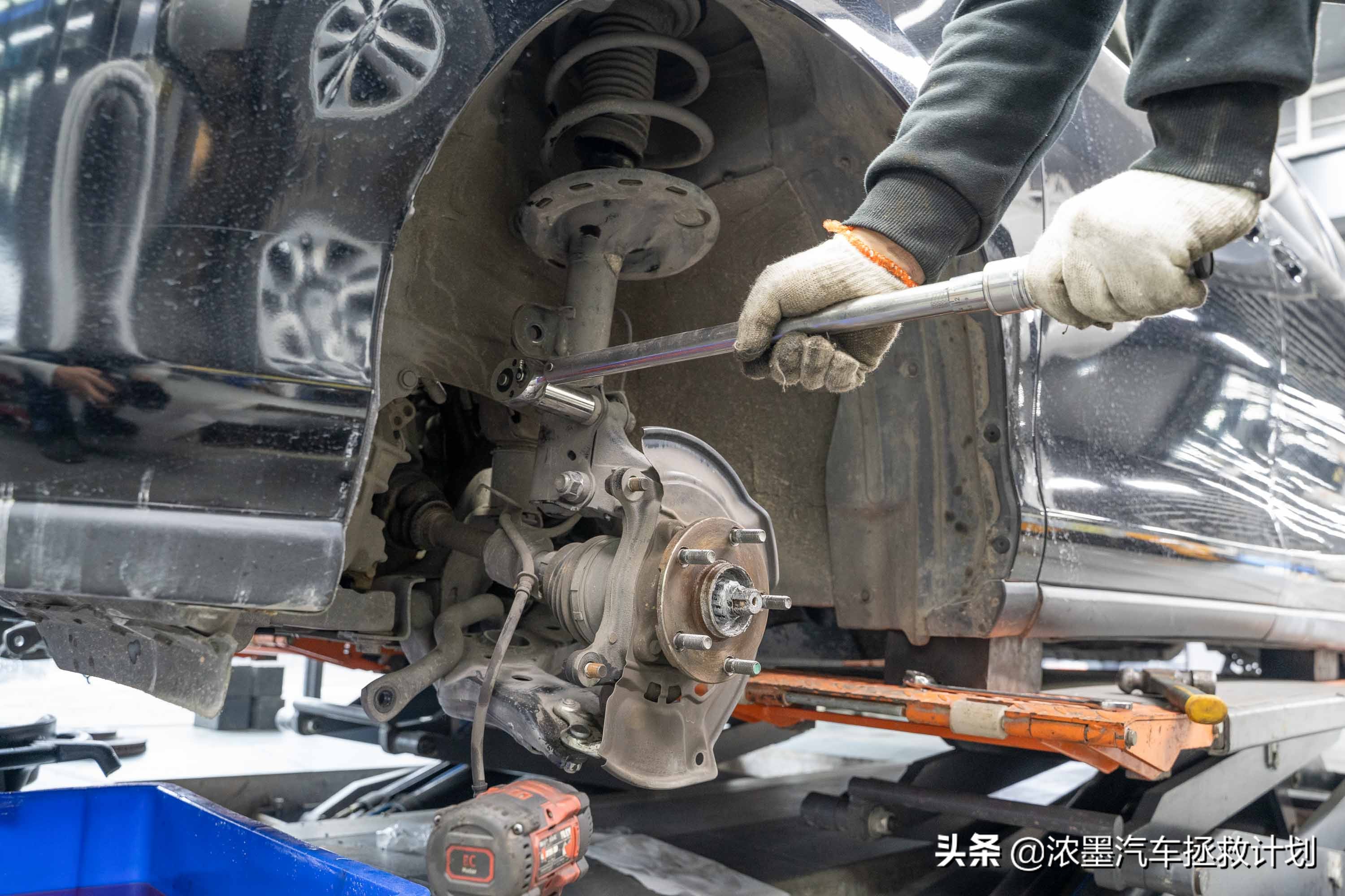 翻新一台老款丰田普瑞维亚,丰田普瑞维亚大翻新